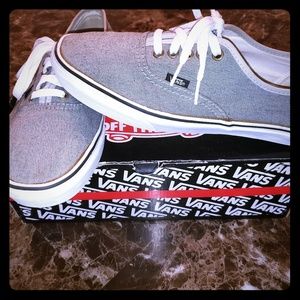 Vans Classic Dual Chambray Shoe